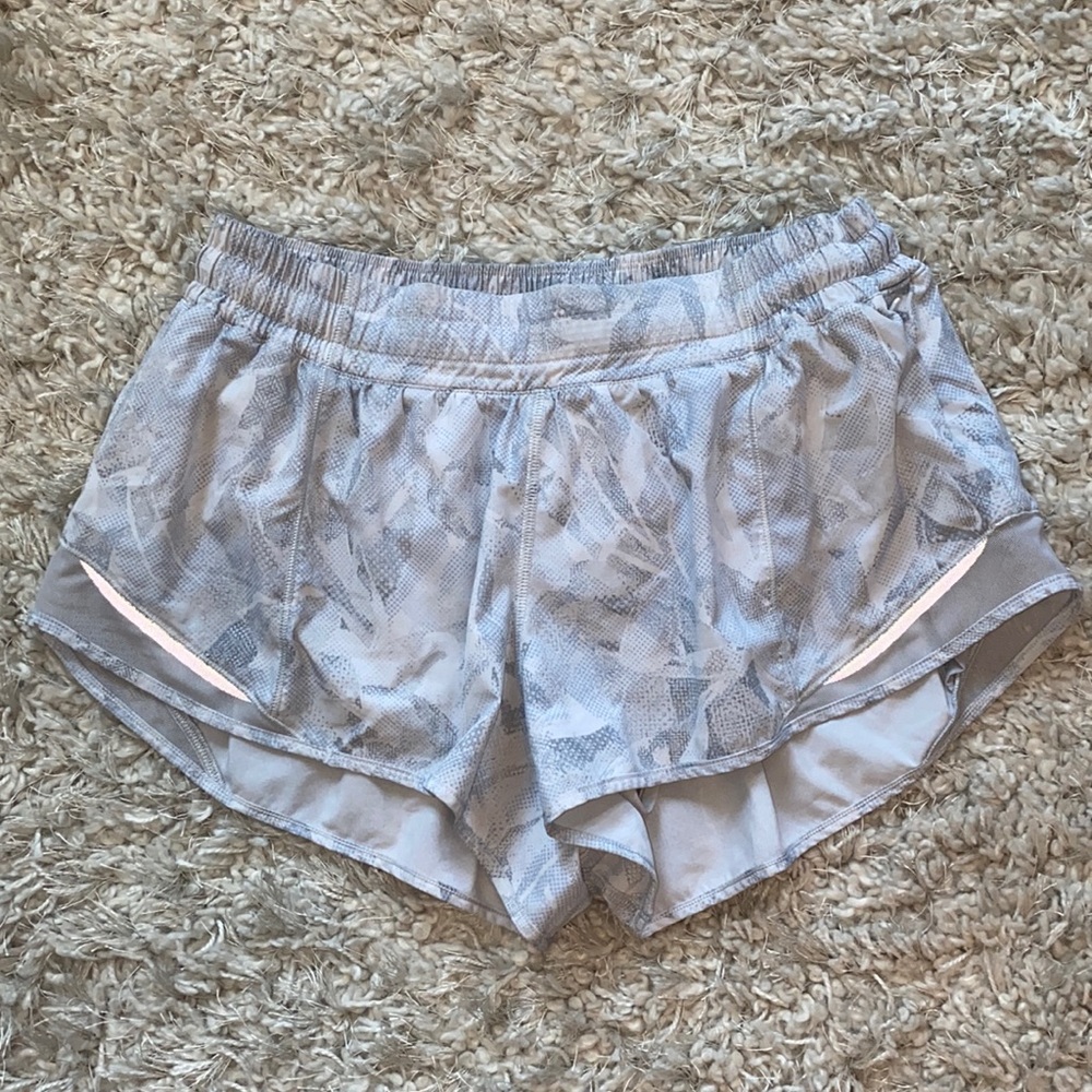 Lululemon hotty hot shorts